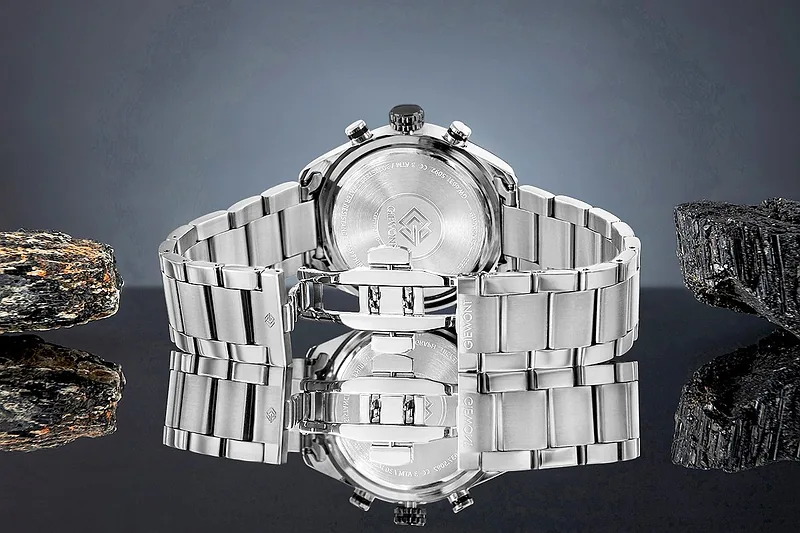 Giewont Chronograph Sapphire Men’s Watch / silver/black