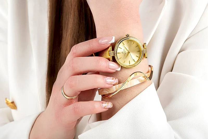 Giewont Sapphire Women’s Watch GW9890-A3 / gold