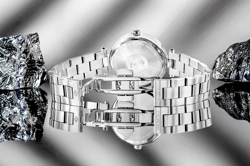 Giewont Sapphire Ladies Watch / silver