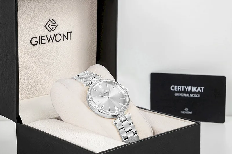 Giewont Sapphire Ladies Watch / silver