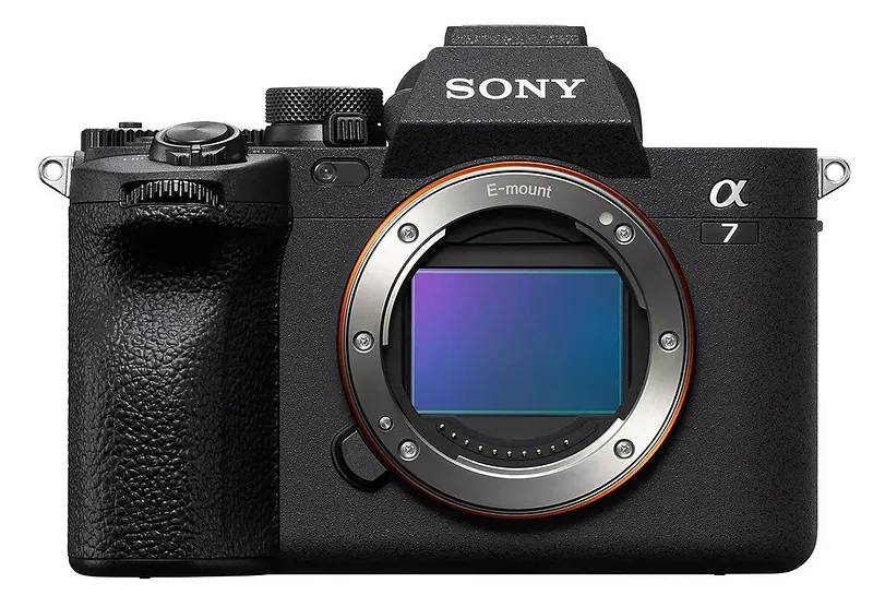 Sony α ILCE-7M4 MILC-kere 33 MP Exmor R CMOS 3840 x 2160 pikslit Must