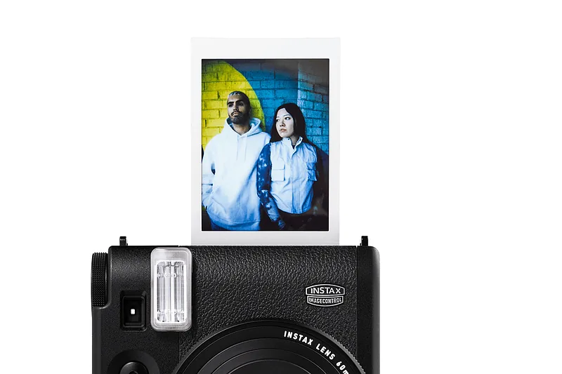 Fujifilm Instax Mini 99 62 x 46 mm Must