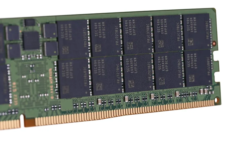 Samsung M321R8GA0PB0-CWM mälumoodul 64 GB 1 x 64 GB DDR5 5600 MHz