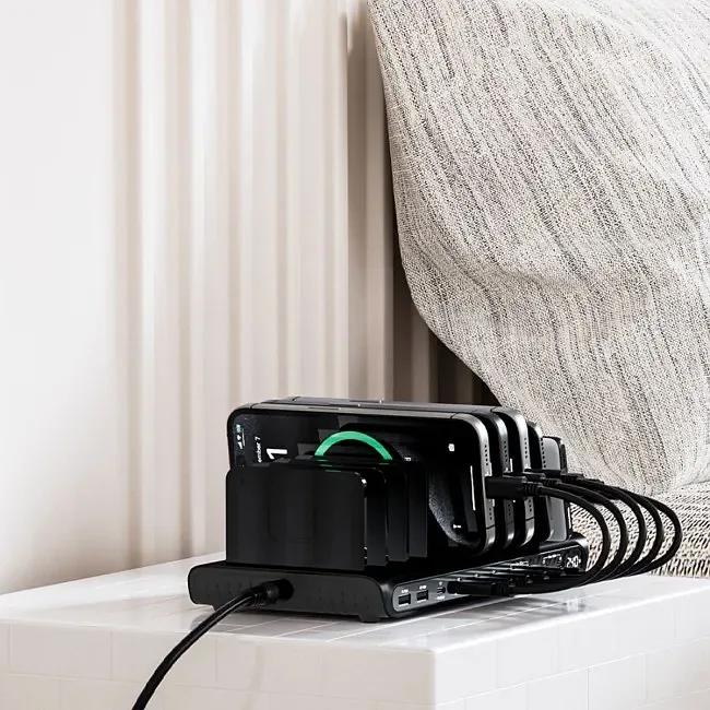 Unitek 10-portowa stacja ładowania USB-C i USB-A 240W
