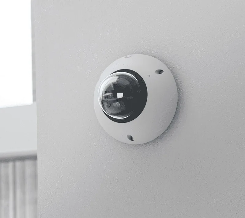 Ubiquiti G6 Dome IP security camera Indoor & outdoor 3840 x 2160 pixels Ceiling/wall