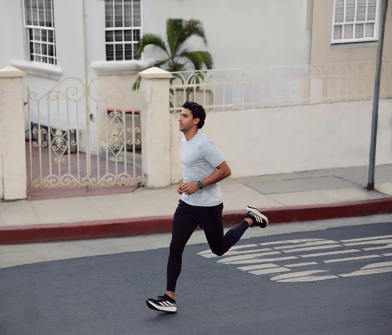 Amazfit Active Max 3,81 cm (1.5″) AMOLED Digitaalne 480 x 480 pikslit Puutetundlik ekraan Must