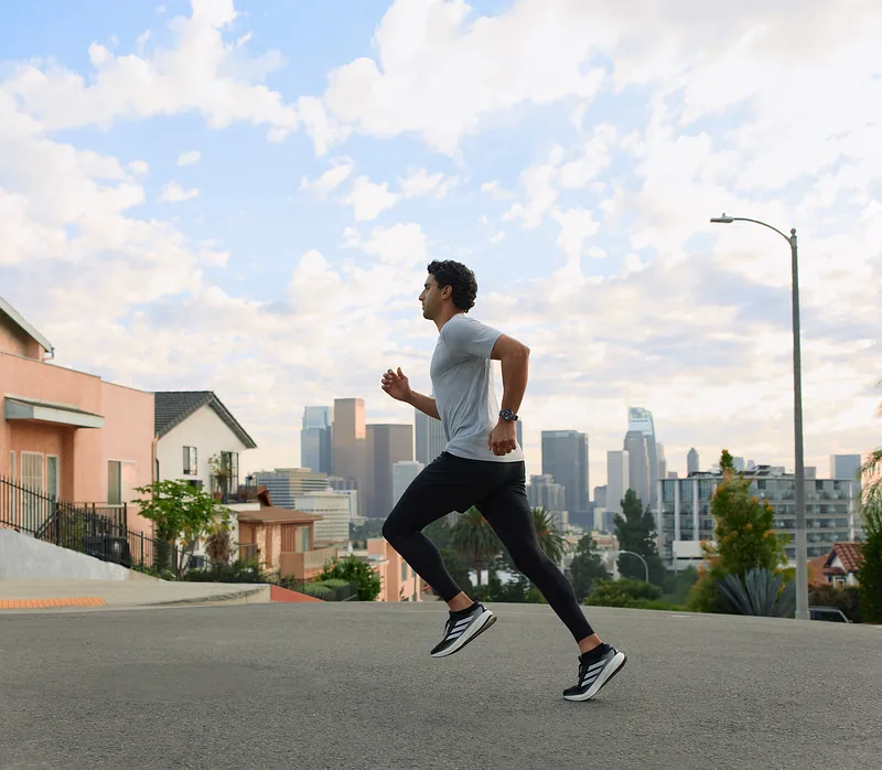 Amazfit Active Max 3,81 cm (1.5″) AMOLED Digitaalne 480 x 480 pikslit Puutetundlik ekraan Must
