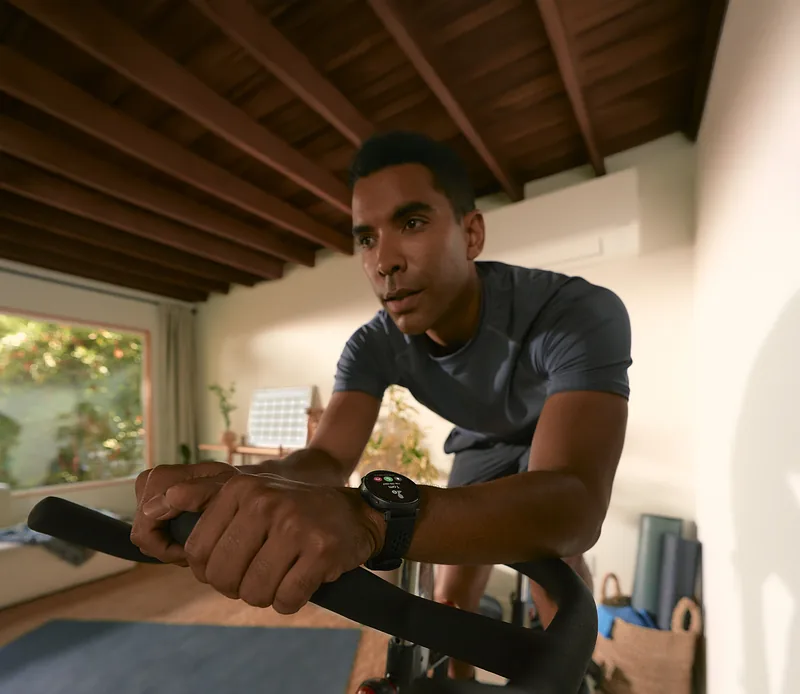 Amazfit Active Max 3,81 cm (1.5″) AMOLED Digitaalne 480 x 480 pikslit Puutetundlik ekraan Must