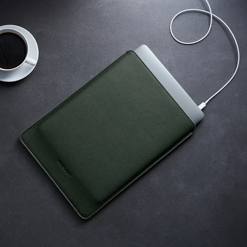 Woolnut nahast ümbris 13″ MacBook Pro & Air, roheline